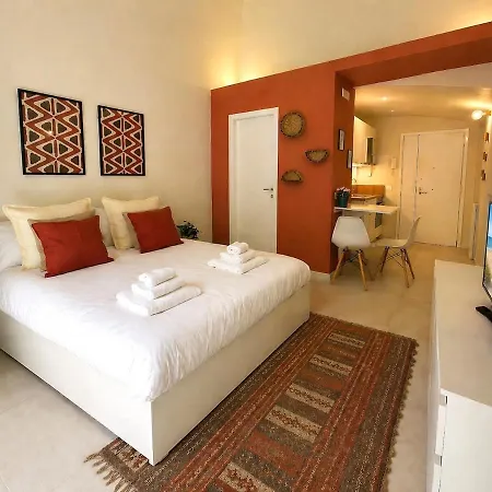 Curly House A Due Passi Dal Centro * باري